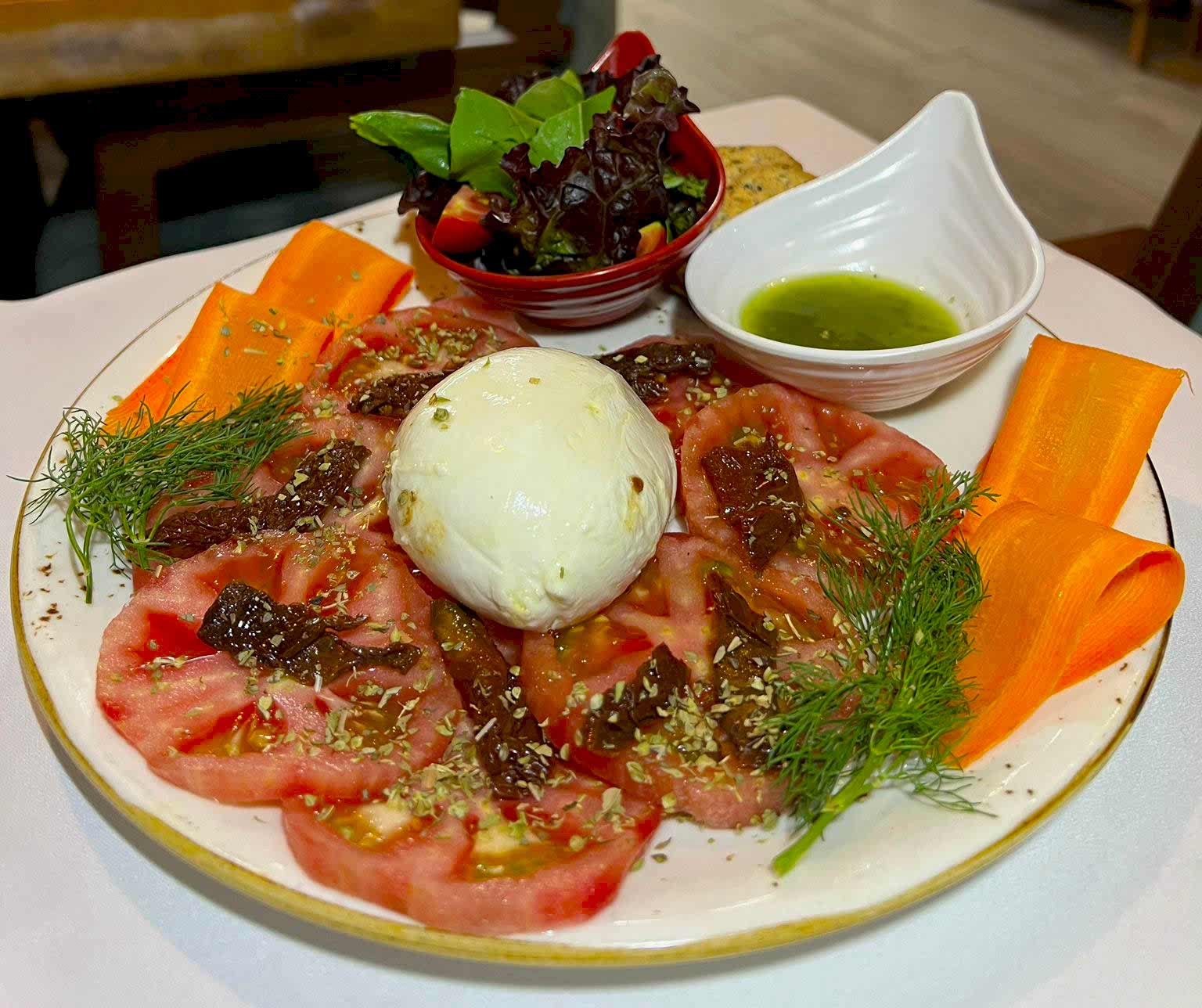 MOZZARELLA SALATA